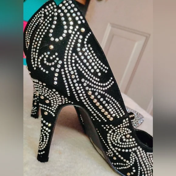Shiekh Elegant Black Heels Covered In Rhinestone - Picture 15 of 17